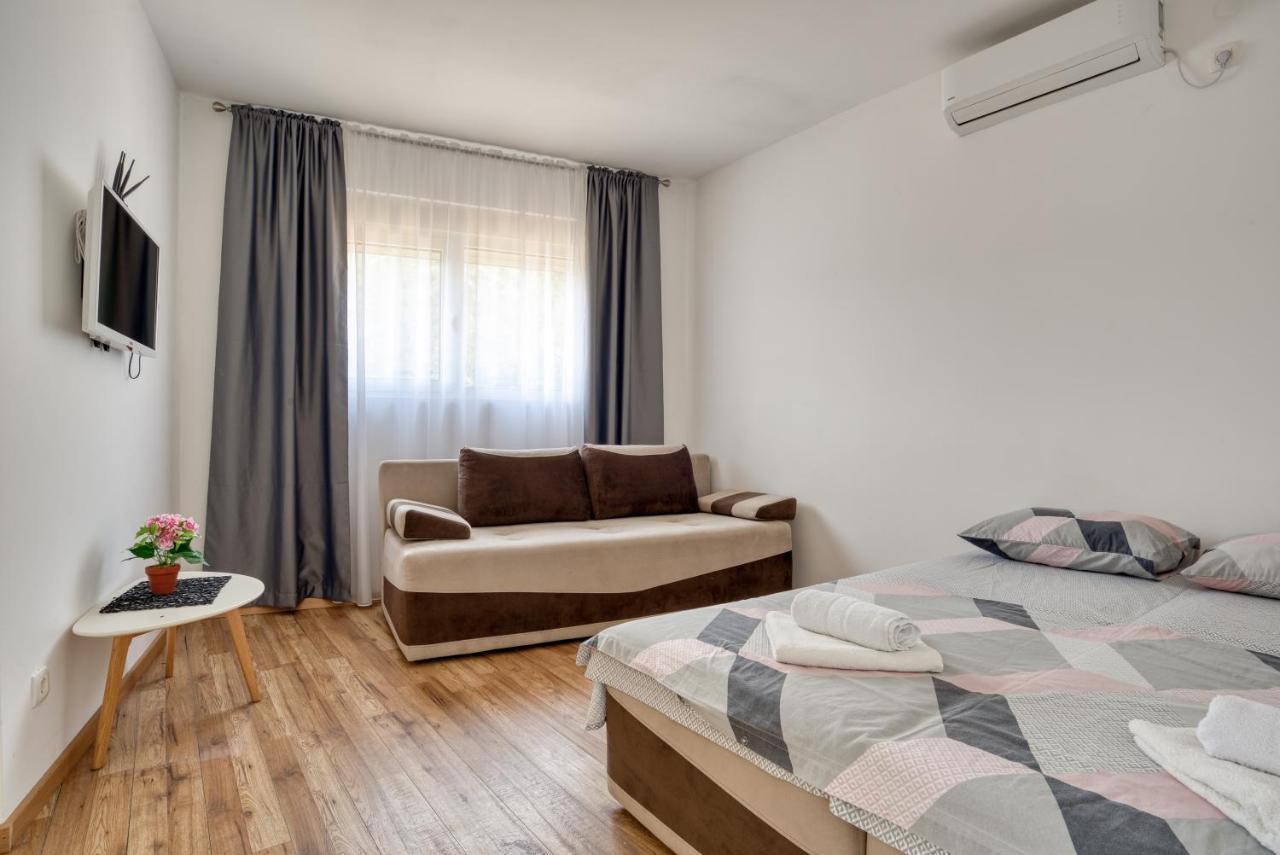 Apartmani Cukic Rafailovici Budva Ngoại thất bức ảnh