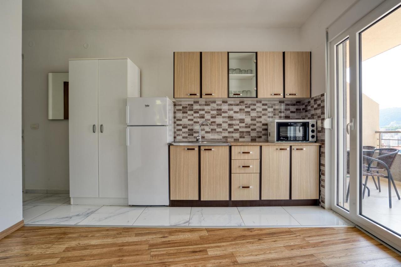 Apartmani Cukic Rafailovici Budva Ngoại thất bức ảnh