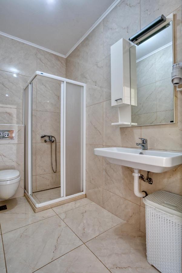 Apartmani Cukic Rafailovici Budva Ngoại thất bức ảnh