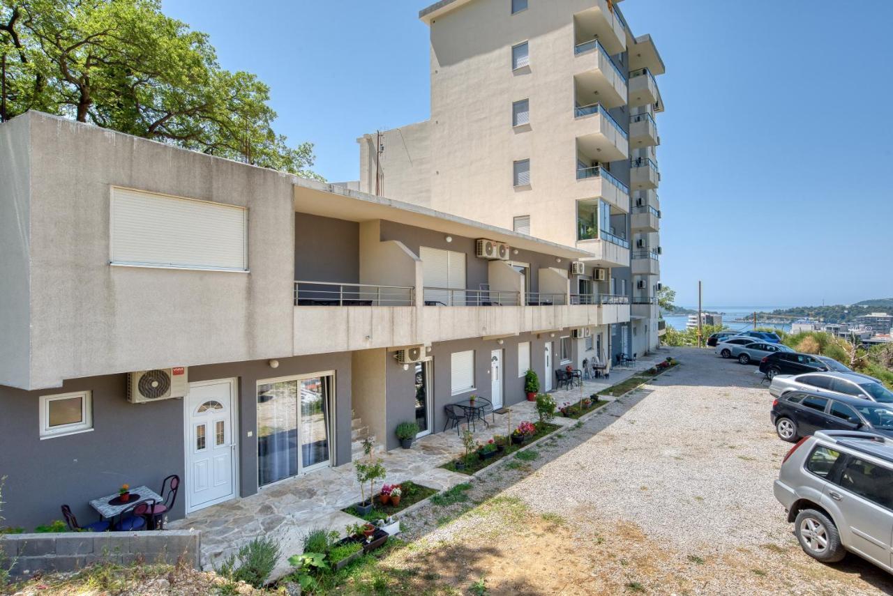Apartmani Cukic Rafailovici Budva Ngoại thất bức ảnh